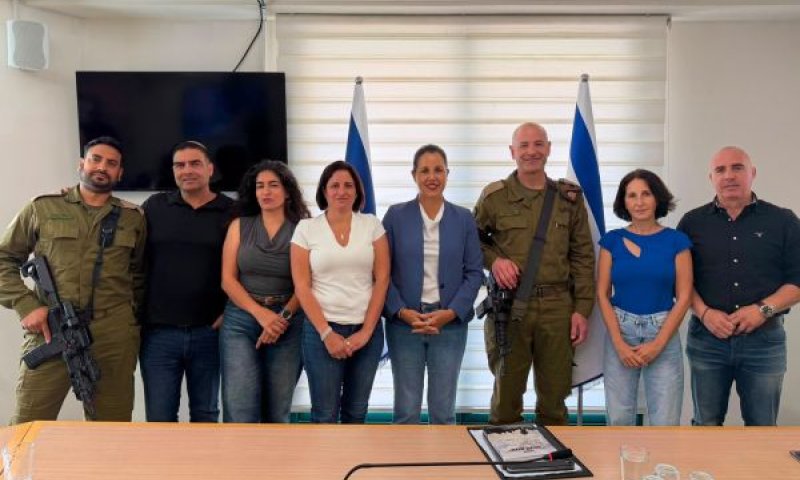 קו התפר בראש סדר העדיפות