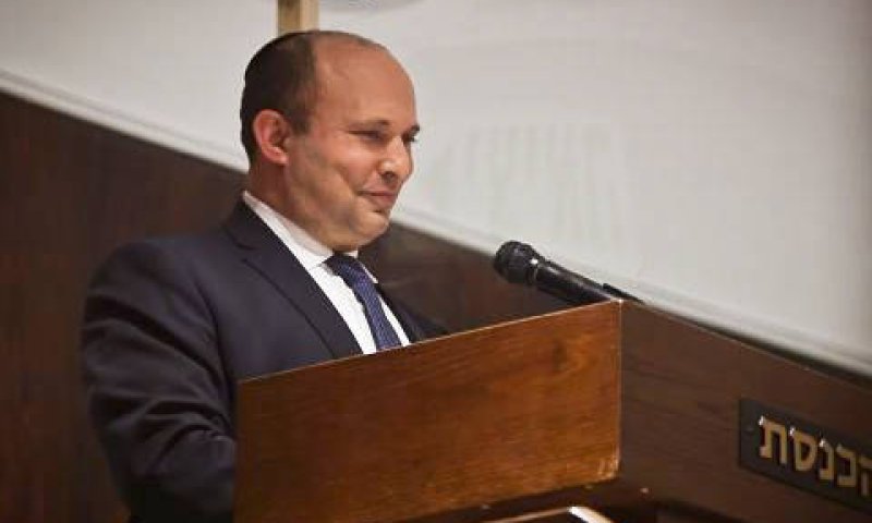 בנט. נאום מיציע המבודדים [צילום: נועם מושקוביץ/דוברות הכנסת]