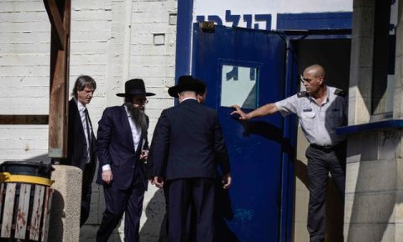 פינטו. מצב רפואי רעוע [צילום: תומר נויברג/פלאש 90]