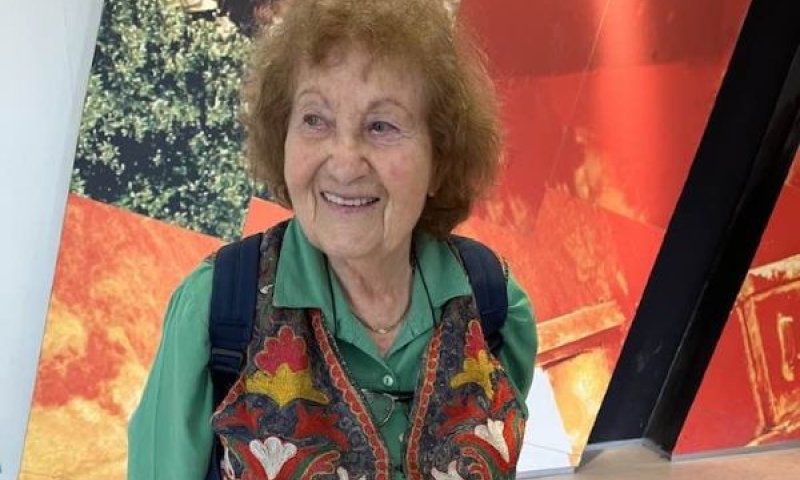 חסידה פעיל [צילום: אלי אלון]