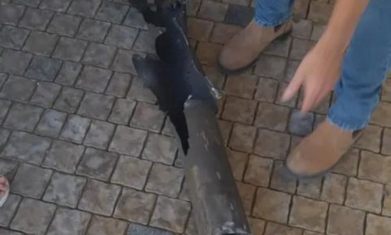 רקטה בפתח הקאנטרי בנהריה [צילום: שימוש לפי סעיף 27א לחוק זכויות יוצרים]