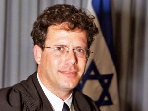 השופט עמית. "המערער טרח לפרט כי ירצח את המנוח בשריפה" [צילום: בוצ´צ´ו]
