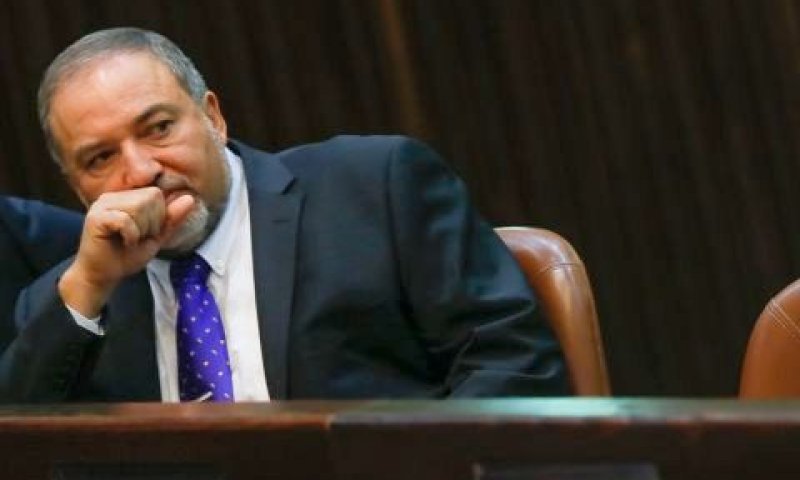 ליברמן. מכחיש את ההאשמות [צילום: פלאש 90]