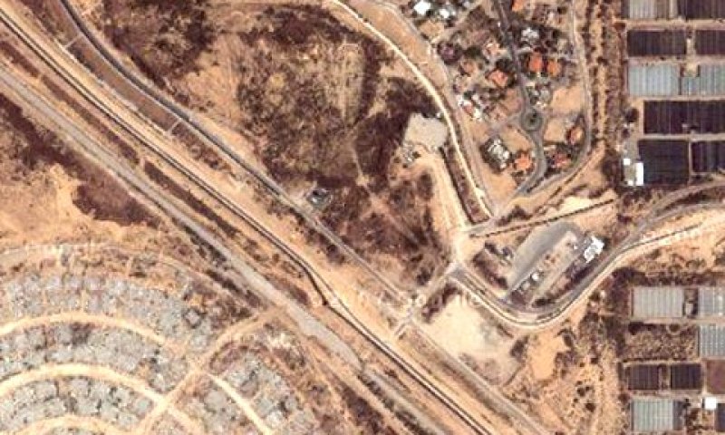 אזור ניסיון החדירה. ניתן לראות את חורבות היישוב ניסנית שפונה בהתנתקות [צילום: google map]