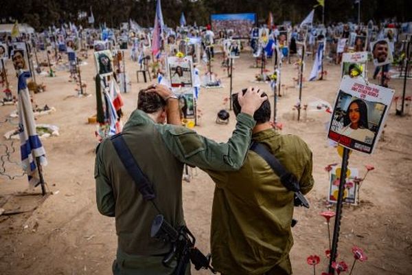 הטבח בנובה, מאות נרצחו [צילום: יונתן זינדל/פלאש 90]