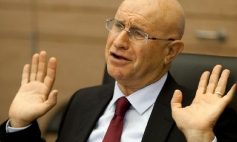ברוורמן. תובע הסברים [צילום: פלאש 90]