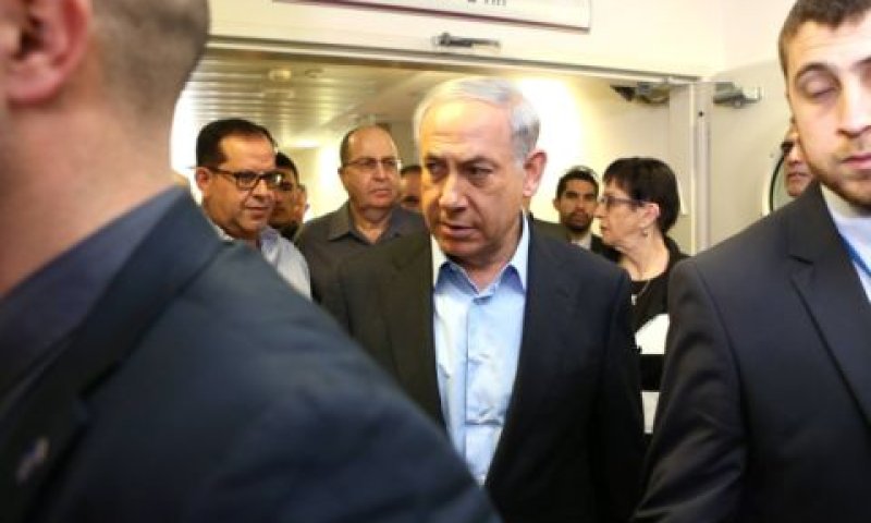 נתניהו בבי"ח רמב"ם [צילום: פלאש 90]