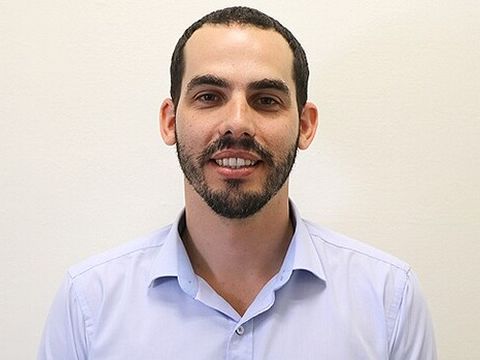 יוגב גרדוס