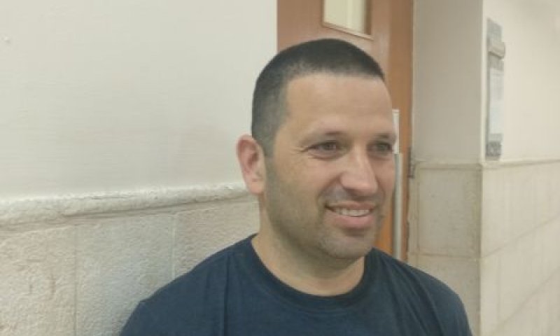שרצר. התלונן