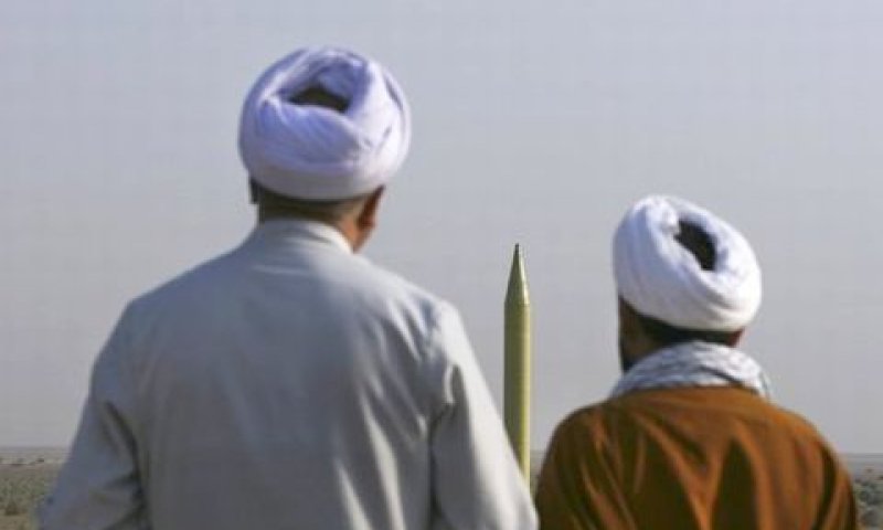 אירן: נגיב בחומרה לתקיפה [צילום ארכיון: AP]