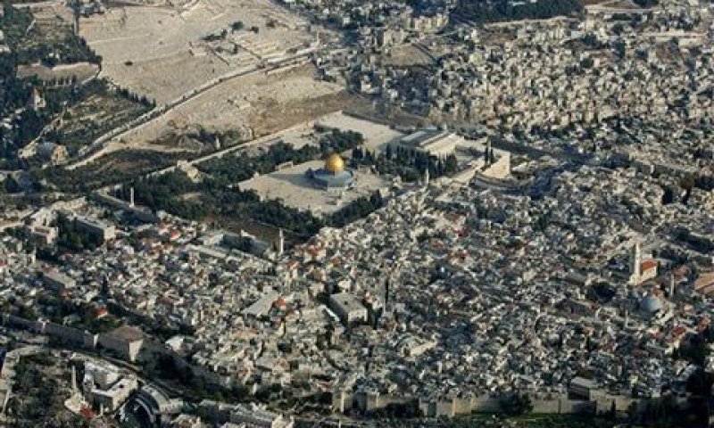ירי לאור יום בעיר העתיקה [צילום: AP]