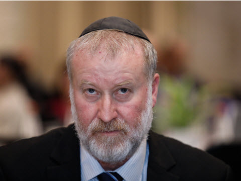 אביחי מנדלבליט [צילום: אוליביה פיטוסי/פלאש 90]