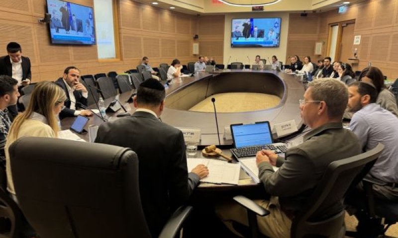 אוריאל בוסו, ינון אזולאי [צילום: דוברות הכנסת]