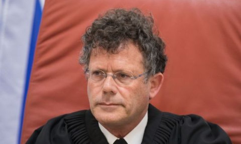 עמית. לשקול בכובד ראש [צילום: יונתן זינדל, פלאש 90]