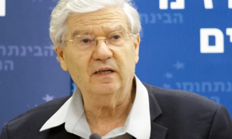 ברק. מהותה של המידתיות [צילום: כפיר בולוטין]