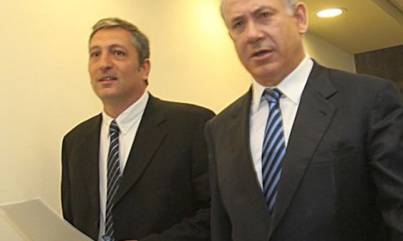 "מדינת ישראל מתהפכת" [צילום: יוסי זמיר, פלאש 90]