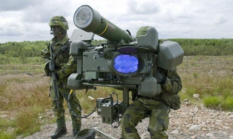 טיל סיני מסוג MANPADs. מסכן את מטוסי ארה"ב