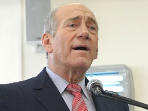 אולמרט. לא התקשר [פלאש 90]