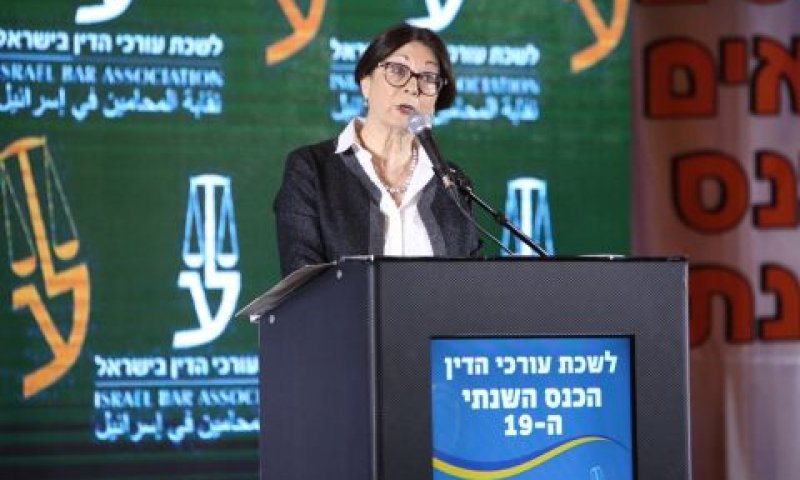 חיות. בראש ההרכב [צילום: ליאב פלד]