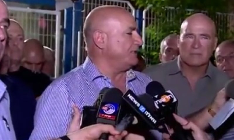 קראדי. גיוס נגד שינוי המערכת [צילום: מן הטלוויזיה]