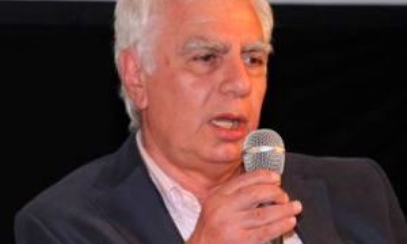ג'ורג' חורש [צילום: די.סי.פייננס]