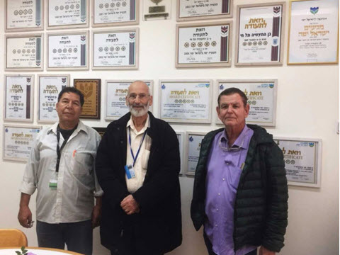 צוות השיפוט לצד הזכיות הקודמות של גן התעשיה [צילום: גני התעשיה]
