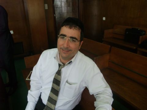 רבין. "אתה לא מייעץ לקרוב משפחה?"