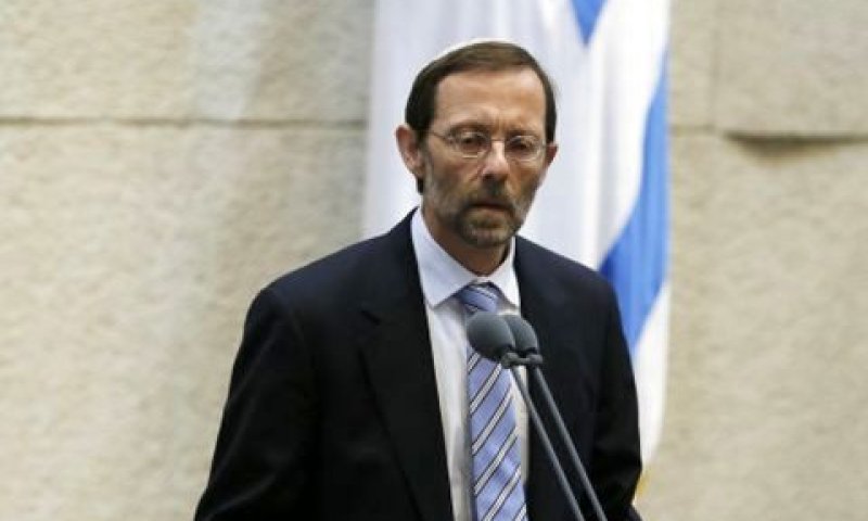 פייגלין. מי שלא מסוגל לטפל בזריקות אבנים, לא מסוגל לטפל בגרעין האירני [צילום: פלאש 90]