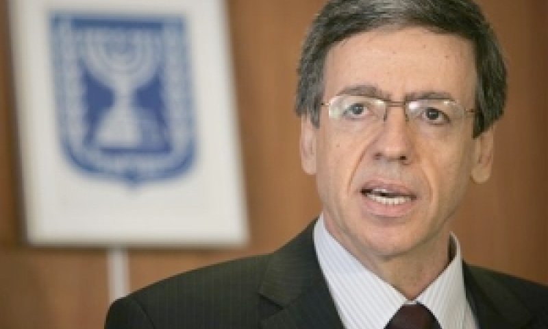 מזוז. אין מניעה חוקית [צילום: AP]
