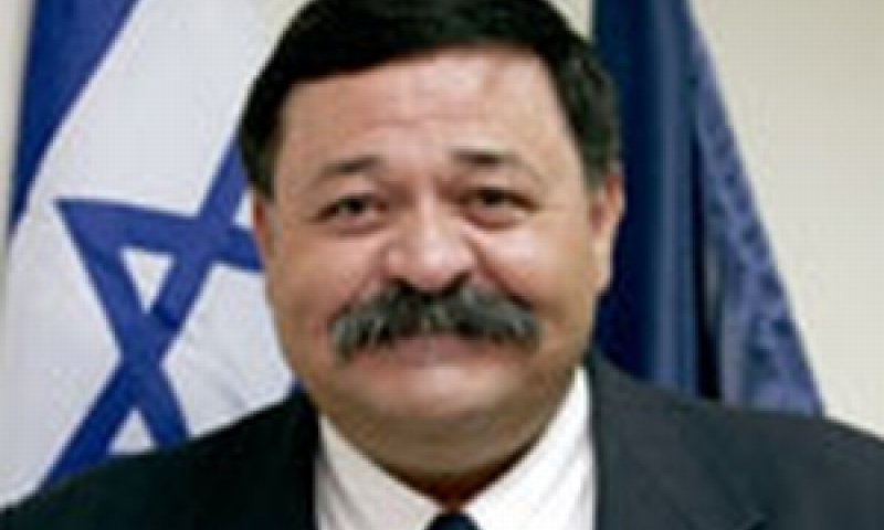 אפללו. בעד עידוד [צילום: אתר קדימה]