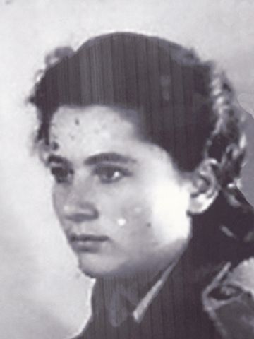 דינה גורן בתקופתה בפלמ"ח [צילום: אתר הפלמ"ח]
