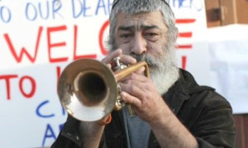 זילבר. ימין פעיל [פלאש 90]