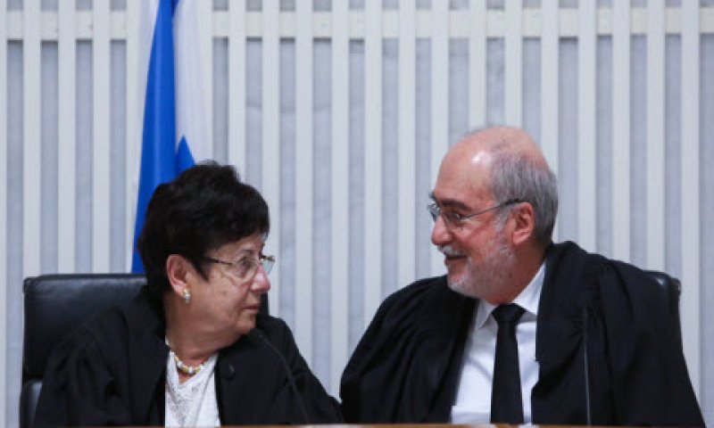 נאור וגרוניס. שתי גישות [צילום: פלאש 90]