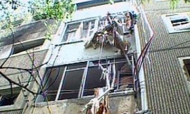 פגיעה ישירה בבית בשדרות. צו השעה יכסה את 2008 כולה