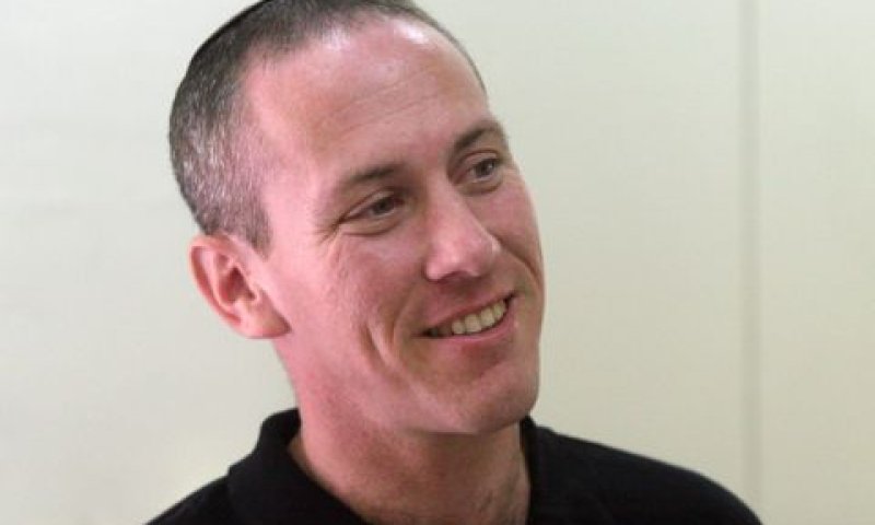 השר טרופר. מקור הכנסה לאמנים [צילום: רוני שוטצר/פלאש 90]