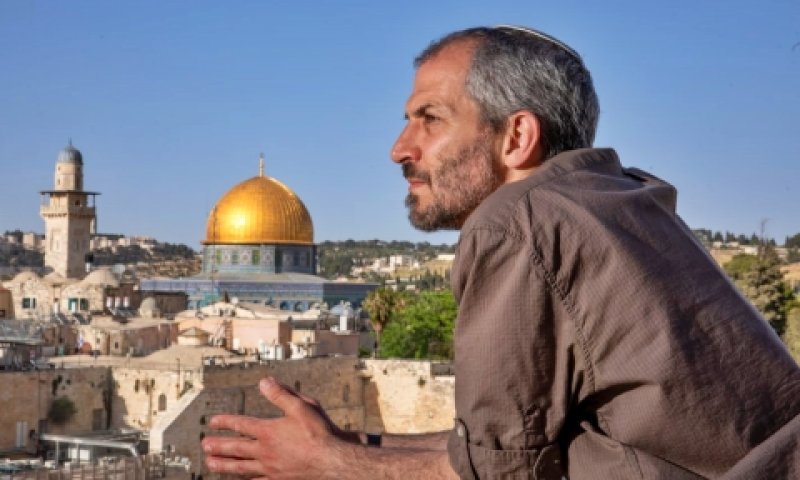 ארנון סגל. חזרה לגוש קטיף והפקעת הרבנות הראשית מעסקנים פוליטיים בגוף הבוחר [צילום: יוסי אלוני]