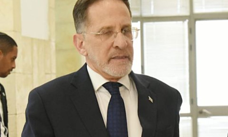 ברוורמן. "מנועים ממסירה" [צילום: ראובן קסטרו, פול]