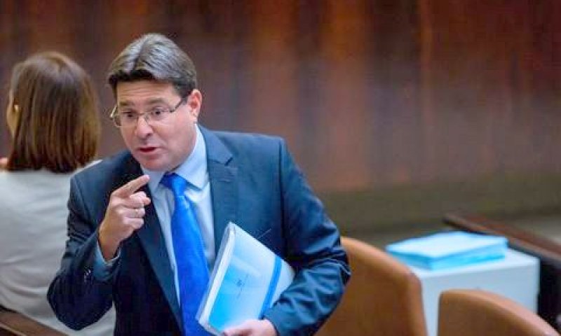 אקוניס. נגיעה לפריפריה [צילום: יונתן זינדל/פלאש 90]