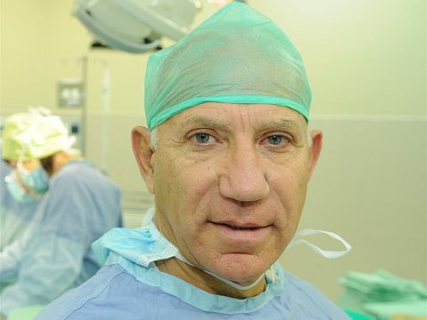 ד"ר מוסקונה. הג'ל מחזיק מעמד עד 3 שנים