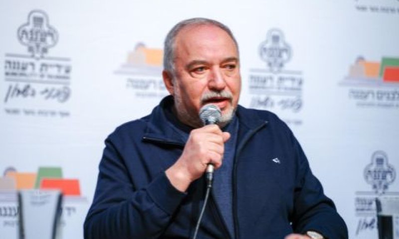 ליברמן. זמירות אחרות