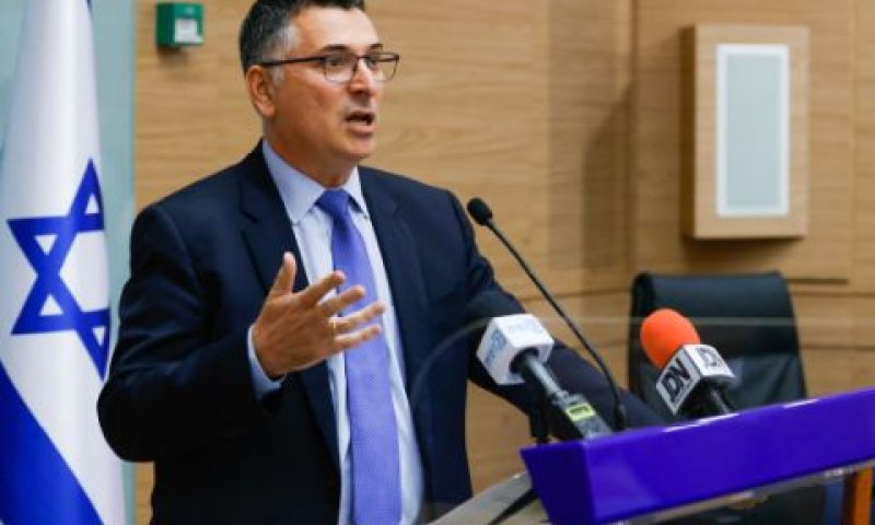 סער. "נתניהו חי בסרט" [צילום: אוליביה פיטוסי/פלאש 90]