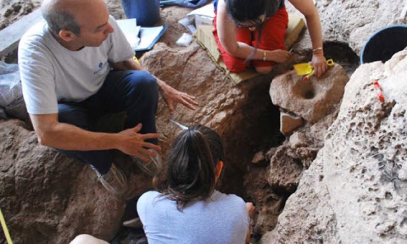 צוות החפירה, מערת רקפת [צילום: צוות החפירה, מערת רקפת]