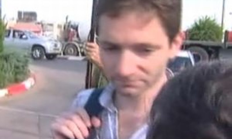 בלאו. שהה בלונדון במימון הארץ [צילום: מן הטלוויזיה]