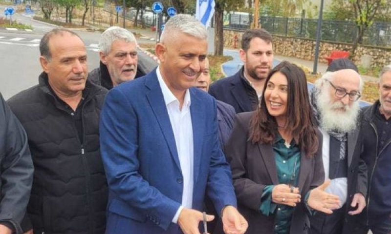 רגב וסוויסה. מהשלטון המקומי למוקד התשתיות [צילום: מועצה מקומית חצור הגלילית]