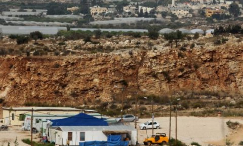 היישוב צופים בשומרון [צילום: פלאש 90]