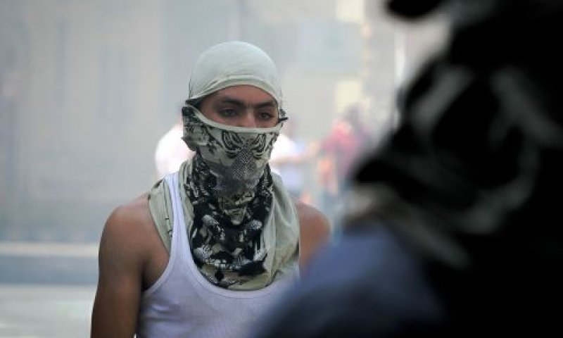 מחבל בחברון [צילום: וויסאם השלמון/פלאש 90]