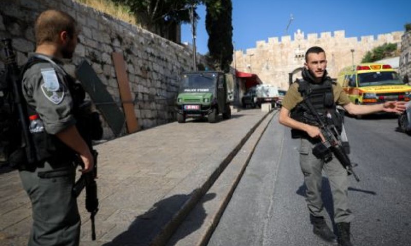 לוחמי מג"ב בשער האריות [צילום: יונתן זינדל/פלאש 90]