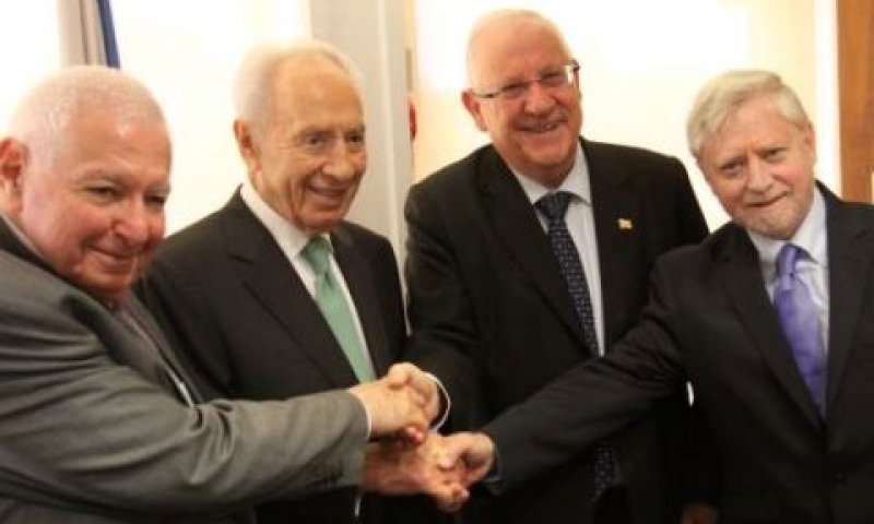 שפירא (מימין) ולינדנשטראוס (משמאל) [צילום: דוברות הכנסת]