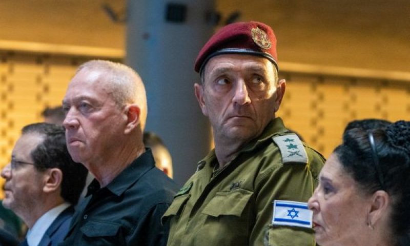 הלוי וגלנט. "הוזזו" מתפקידיהם [צילום: שלו שלום/פול פלאש 90]