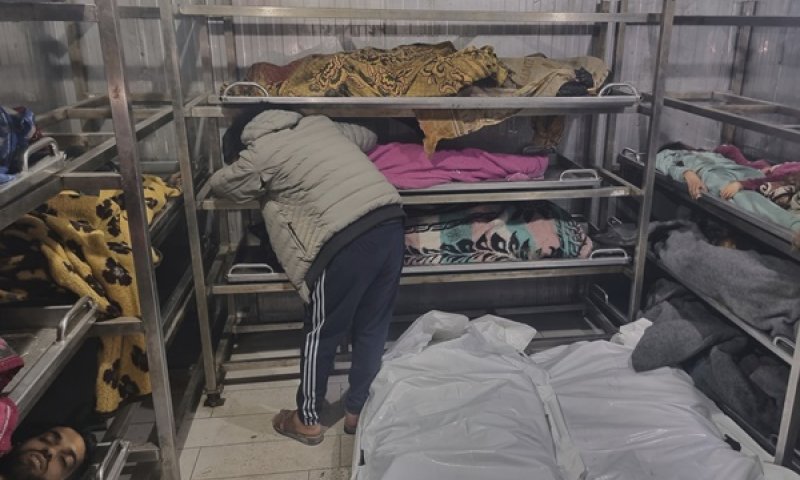 בין המטרות שהותקפו: מנהרות טרור ומחסני אמל"ח [צילום: מוחמד ג'עג'וע, AP]